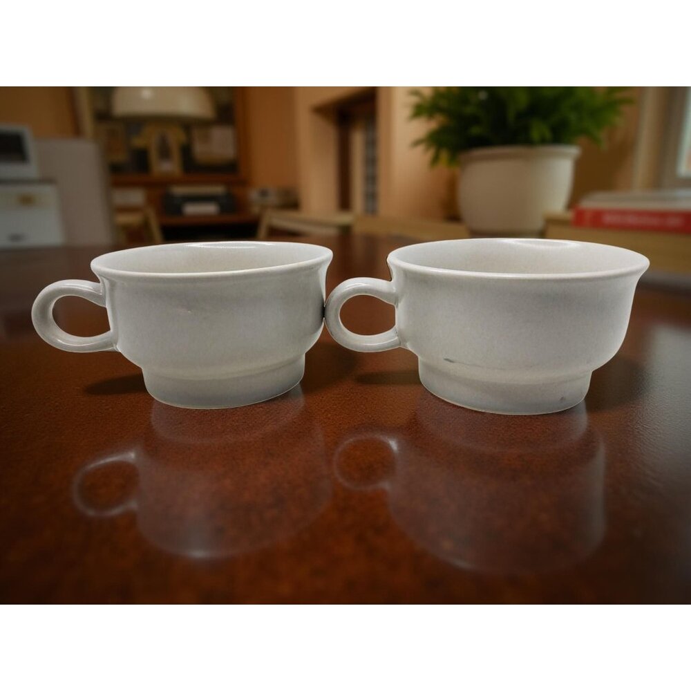 Pair Of Vintage Pfaltzgraff yorktowne Ironstone Blue Floral Coffee,Soup Mugs - Picture 7 of 13